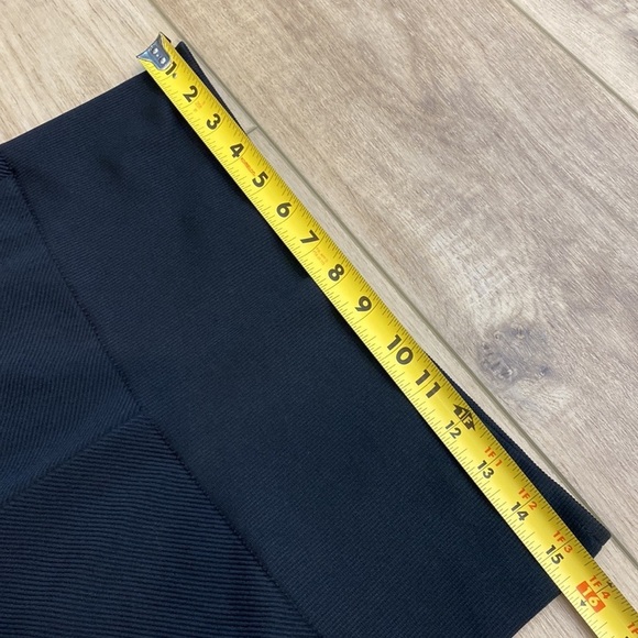 Spanx | Look At Me Now | Seamless Shaping Leggings - Picture 10 of 12